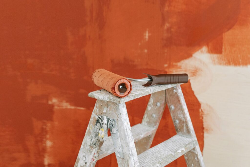 Chantier de peinture en cours à Bordeaux